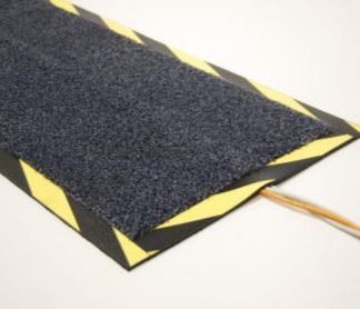 Canalina passacavi RS PRO, colore Nero 400 x 1200mm, lunghezza 1200mm, larghezza 400 mm Gomma