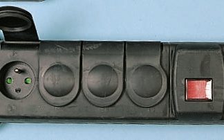 Multipresa Legrand, 4 prese, spina tipo E - FR, 250 V c.a., 16A